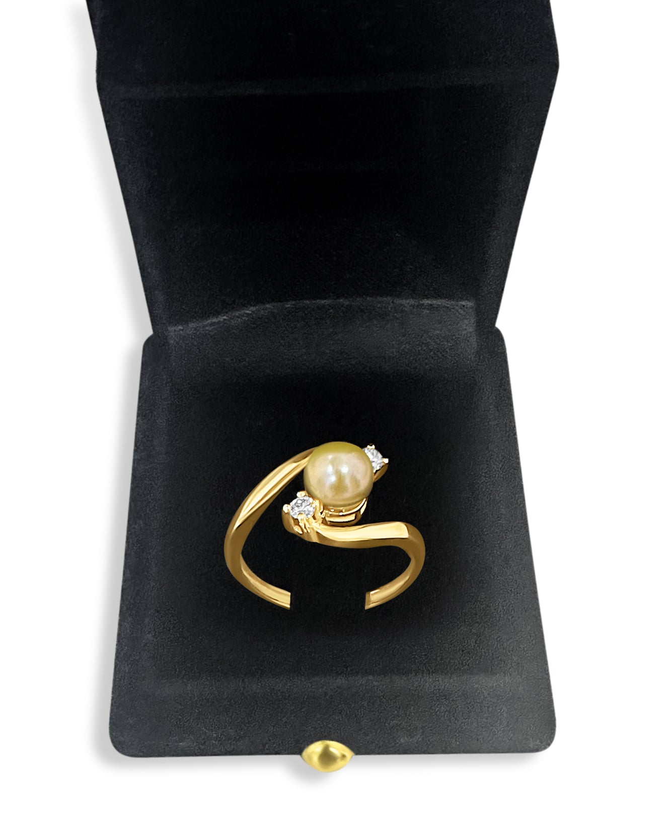 Natural saltwater pearl gold ring, with diamond